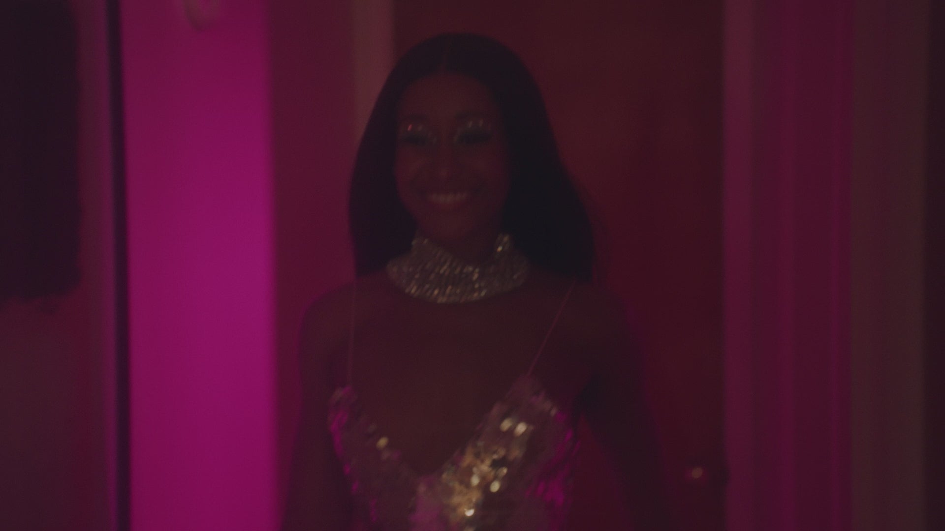 Frontal Queen Lace Melting Spray - Your Ultimate Sweat-Proof Solution for Flawless Wig Wear (4.2 FL OZ)